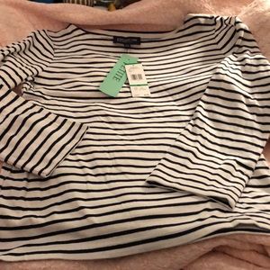 NWT Jones NY White w/Navy Stripe L/S Petite Tee